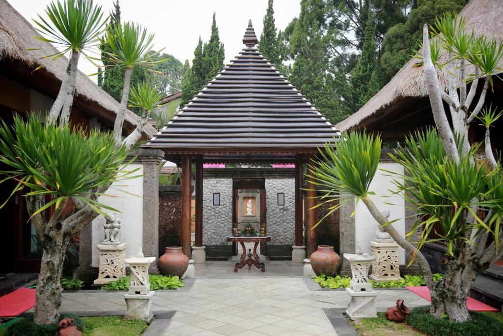 Puri Bali Stania, Cisarua West Java Cilama Exterior foto