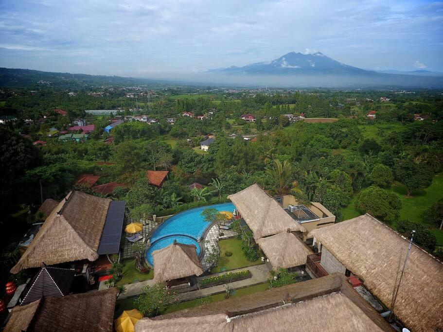 Puri Bali Stania, Cisarua West Java Cilama Exterior foto